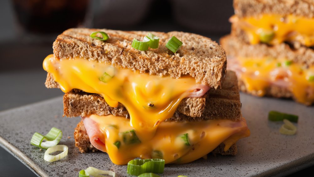 Sandwich made with American cheese