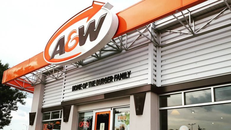 a&W building