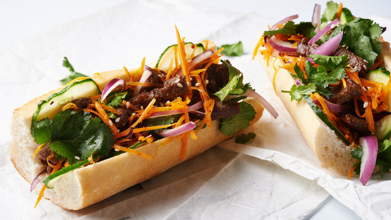 Banh mi with beef