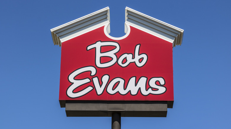 Bob Evans restaurants sign