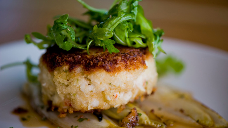 Traditional Maryland crab cake