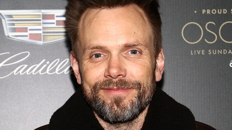 Joel McHale with beard