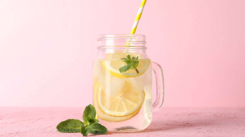 glass of lemonade with straw