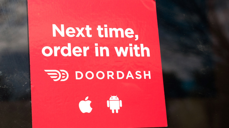 DoorDash promotional sign