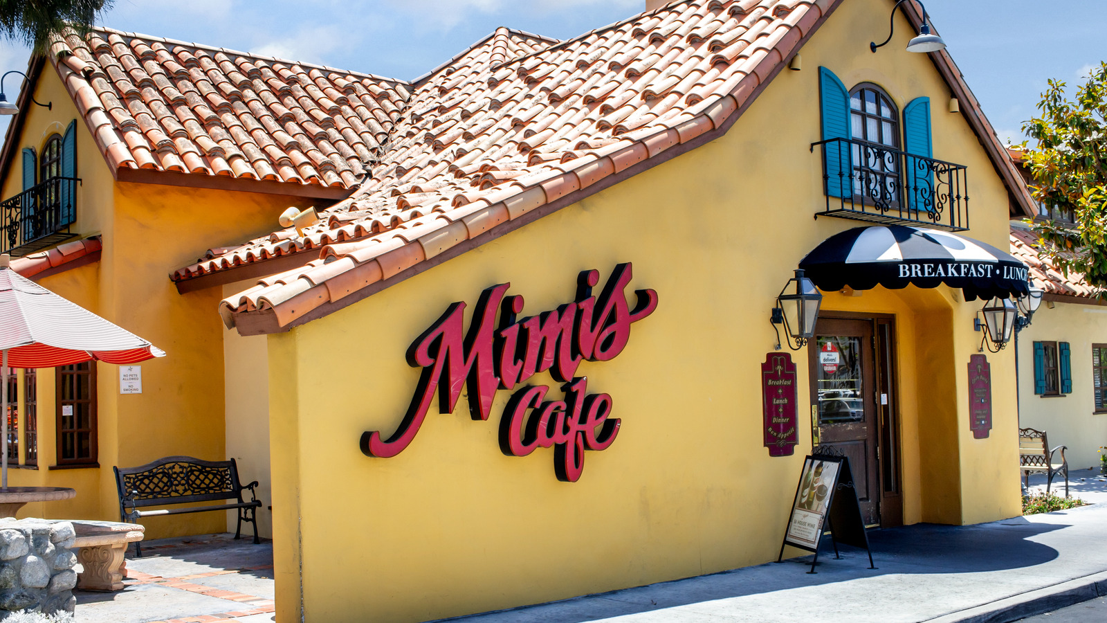 The Untold Truth Of Mimi's Bistro + Bakery
