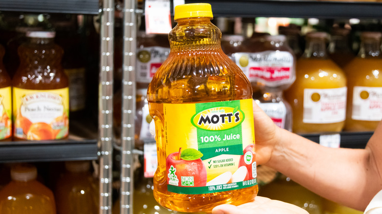Mott's apple juice