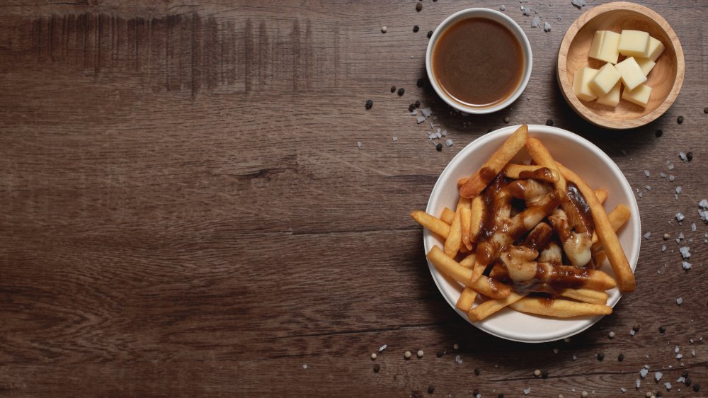 Poutine on a table 