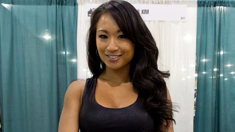 Gail Kim pictured accepting her trophy.