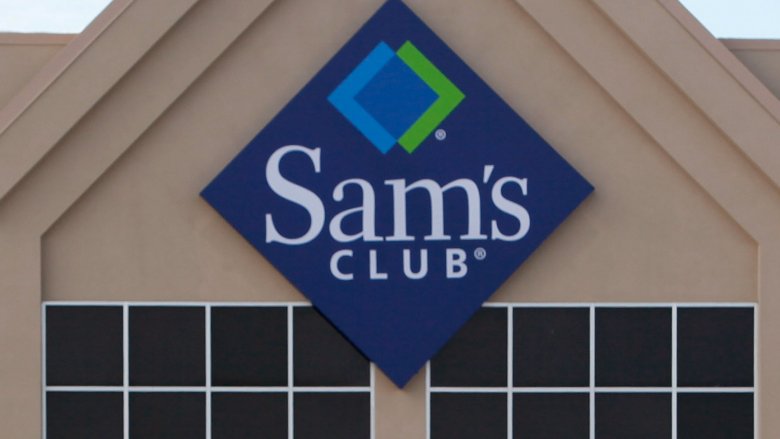 Sam's club exterior