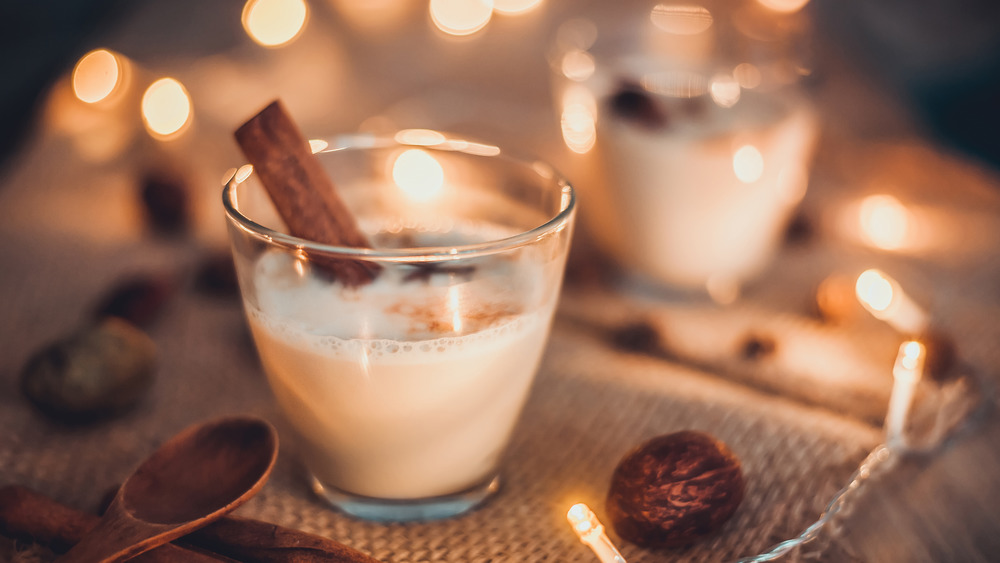 Eggnog with string lights