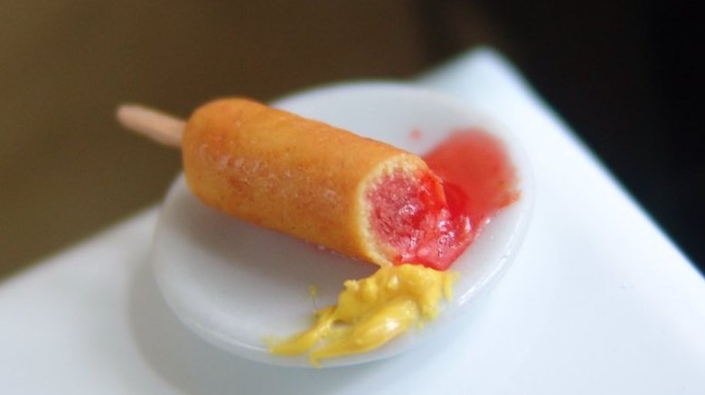 tiny corndog 