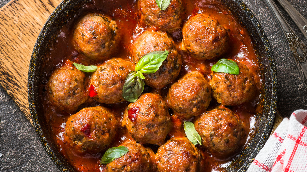 The Unusual Condiment In Giada De Laurentiis' Italian Meatball Recipe