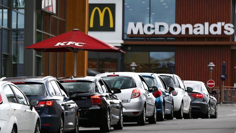 Cars in line at McDonald's drive thru