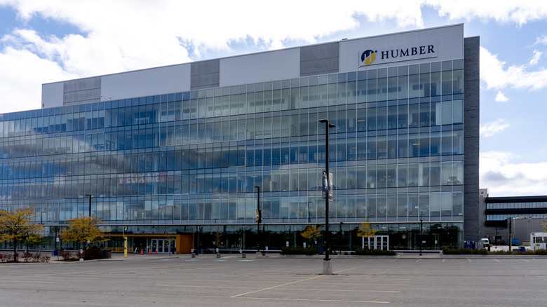The Humber College Learning Resource Commons