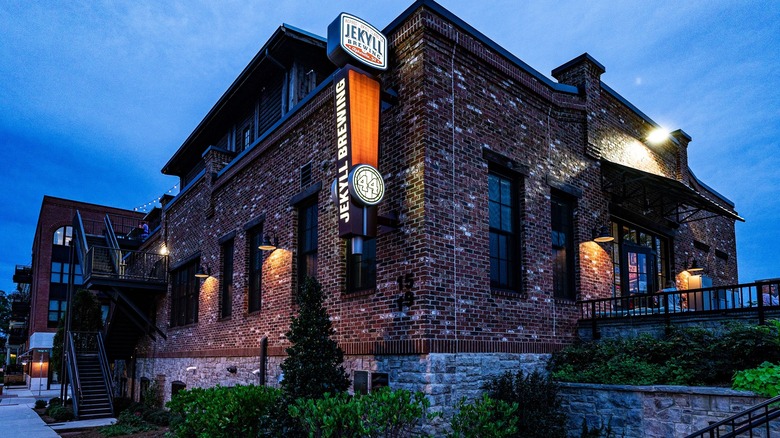 Jekyll Brewing exterior