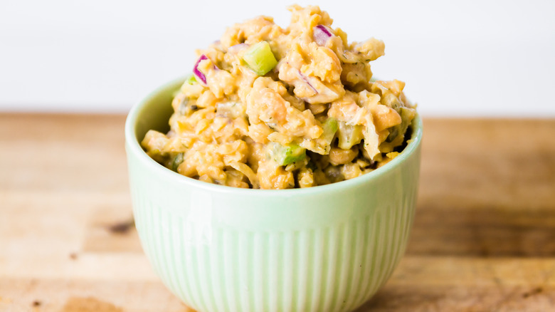 chickpea tuna salad