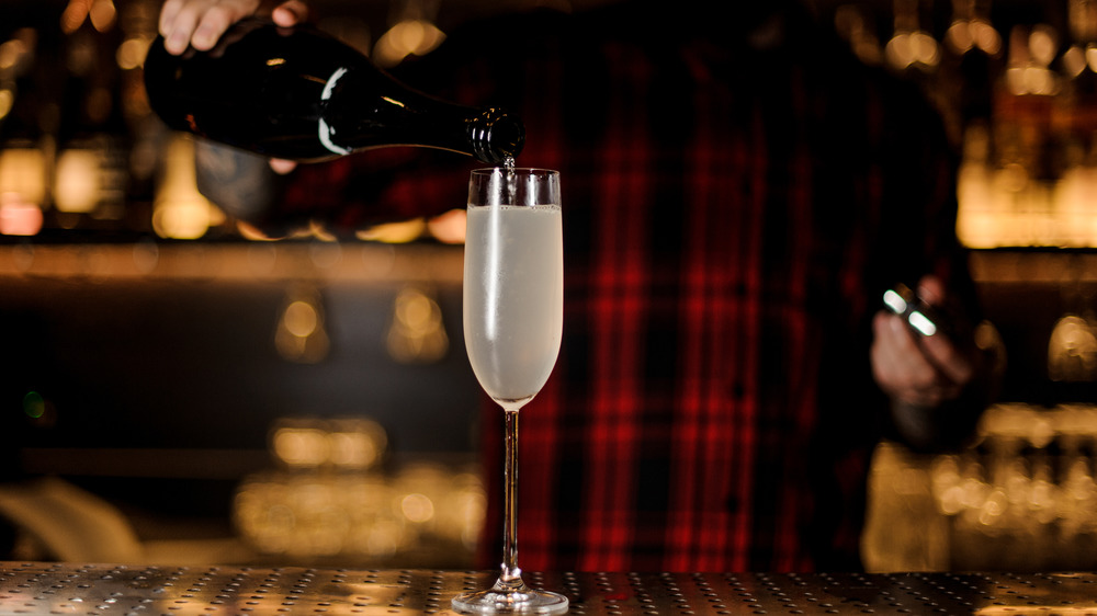 bartender making a French 75