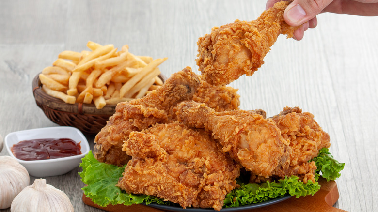 Fried chicken and french fries 