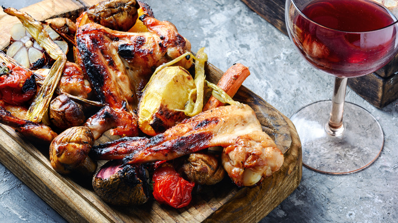 Chicken wings with red wine