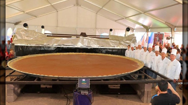 Largest pumpkin pie in the world