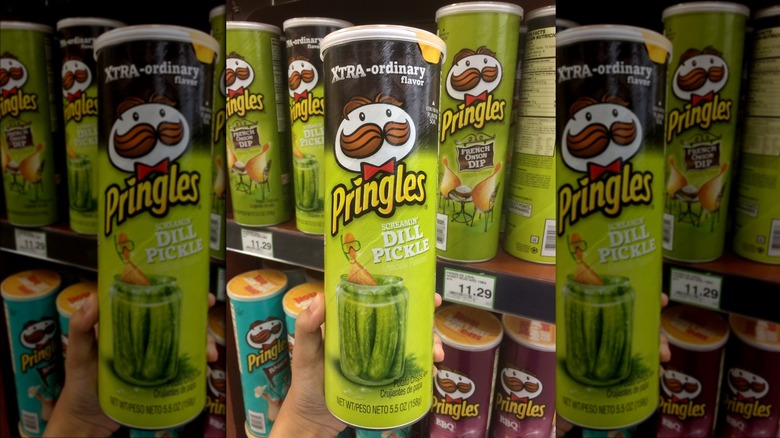 Dill pickle Pringles