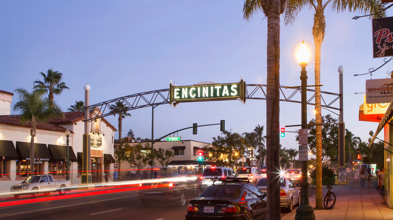 Main strip in Encinitas, California at dusk.