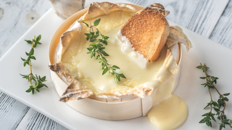 Melted Camembert with toast