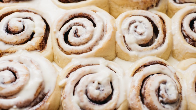 Cinnamon rolls