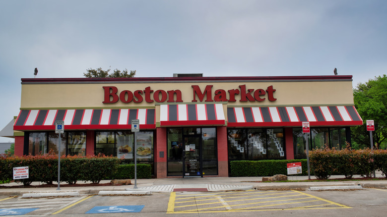 A Boston Market store