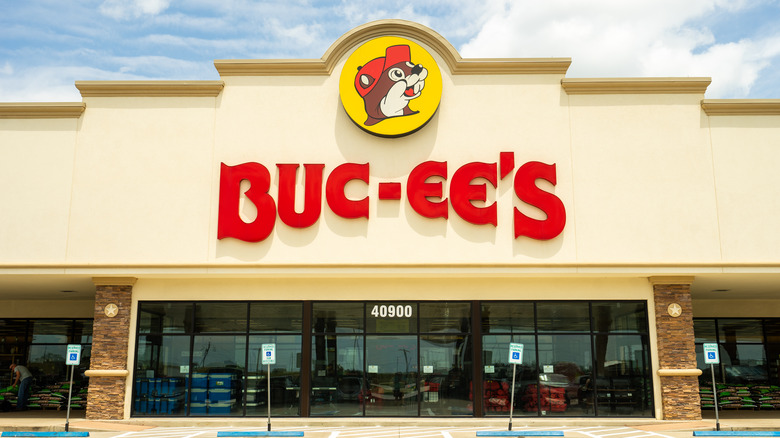 A Buc-ee's location