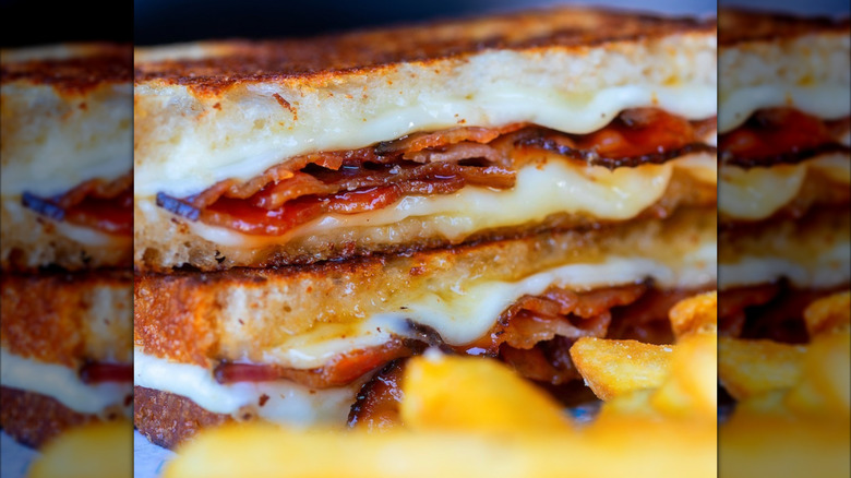 Bacon Grilled cheese