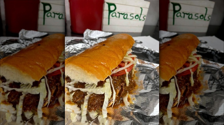 parasol's roast beef po'boy
