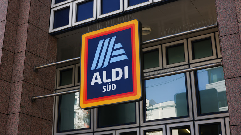 Aldi store 