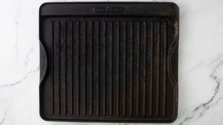 Grill pan on countertop