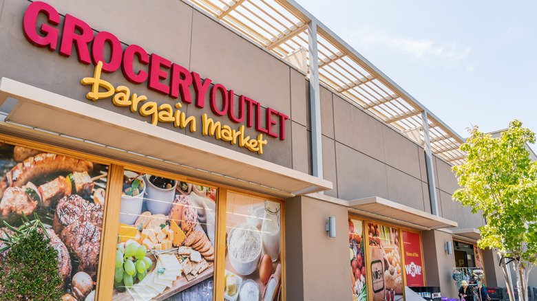 Exterior view of a Grocery Outlet