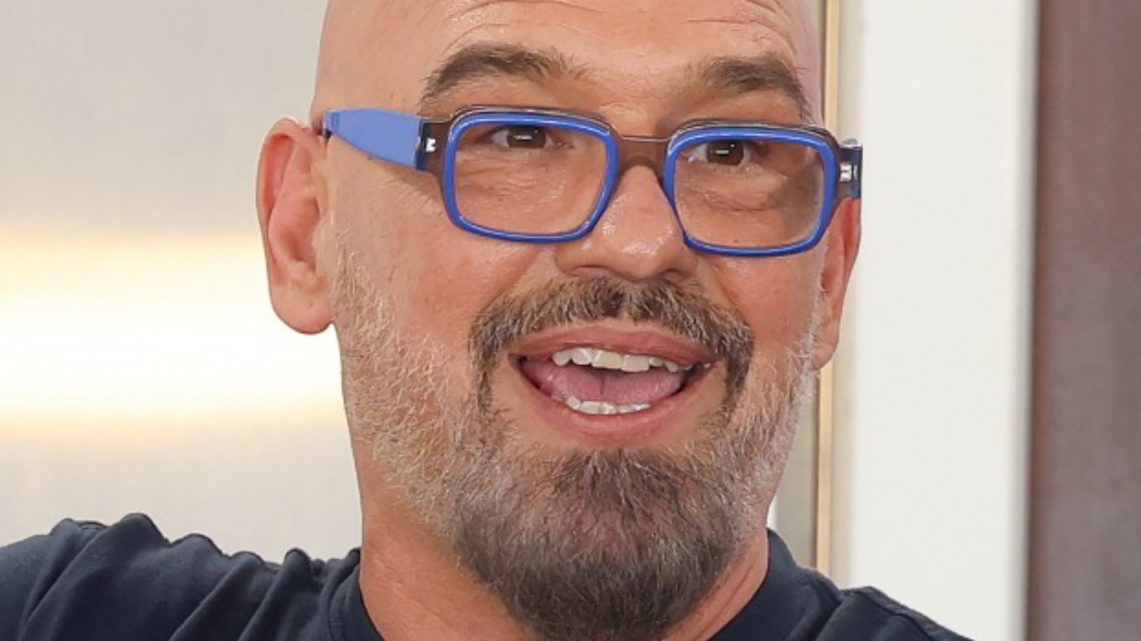 These Sauces Could Ruin Cast Iron, According To Michael Symon