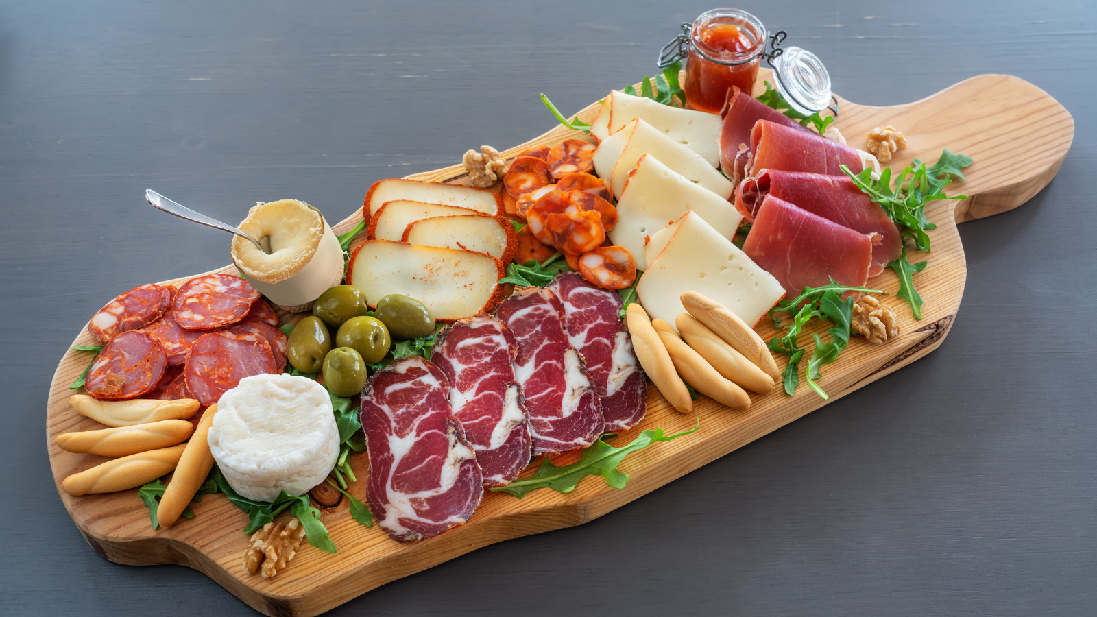 These Simple Rules Make Charcuterie Boards A NoBrainer