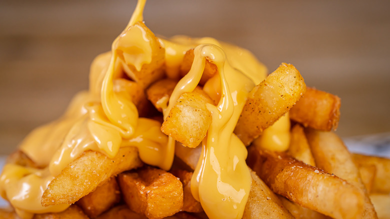 Melted cheese on french fries