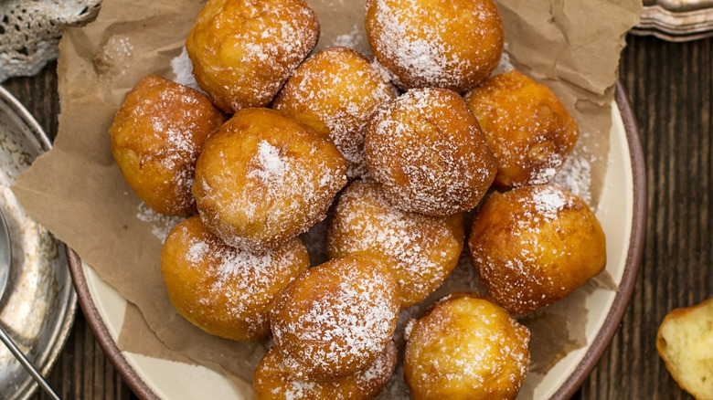 Fritters with powdered sugar