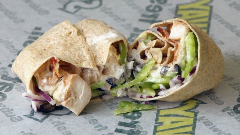 Does Subway Have Salads? (Types, Prices, Best Ones, + More)