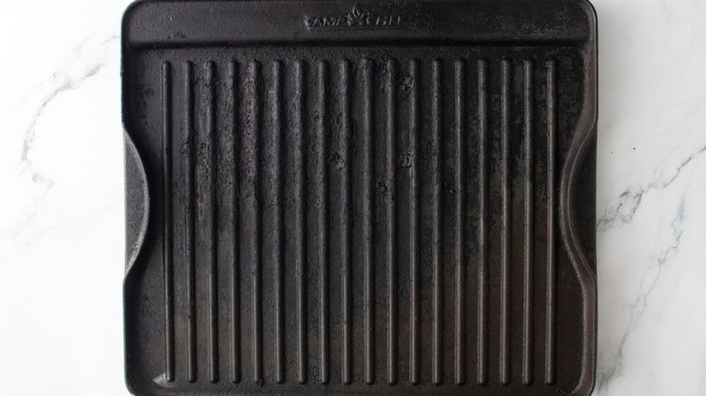 Top-down view of cast iron grill pan