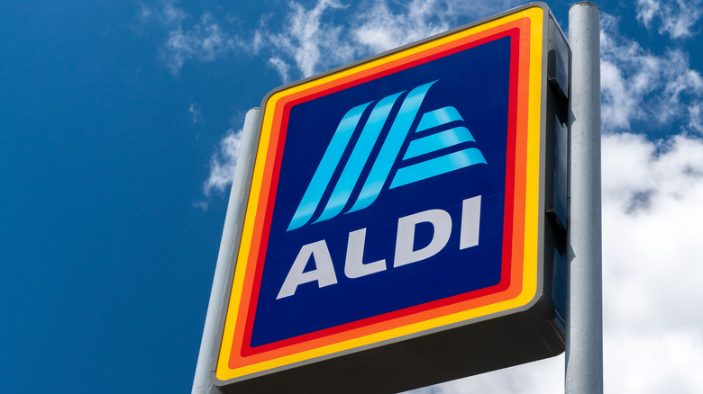 Aldi sign with blue sky