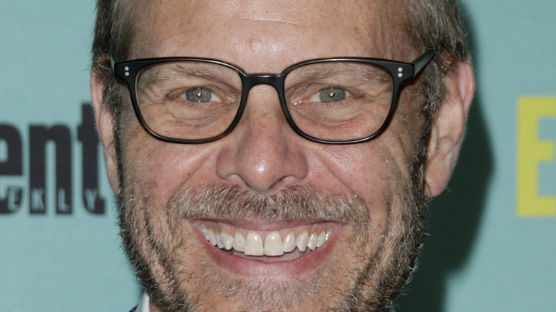 Alton Brown extreme close up