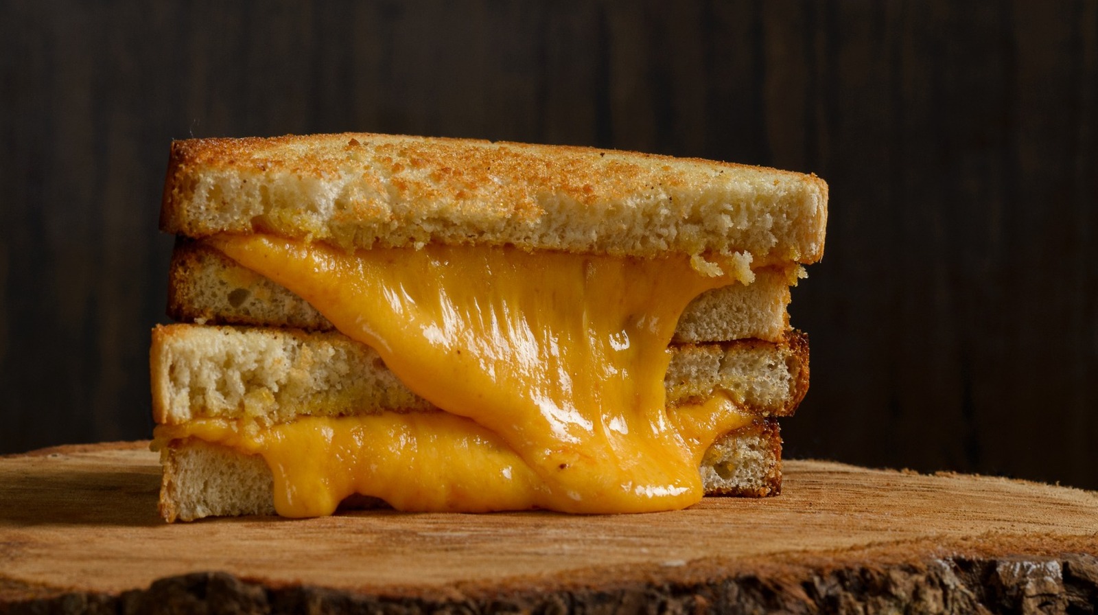 This Bread Swap Turns Grilled Cheese Into A Sweet Treat