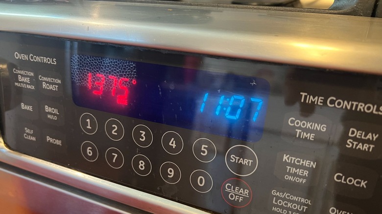 Oven temperature screen reading 375 F