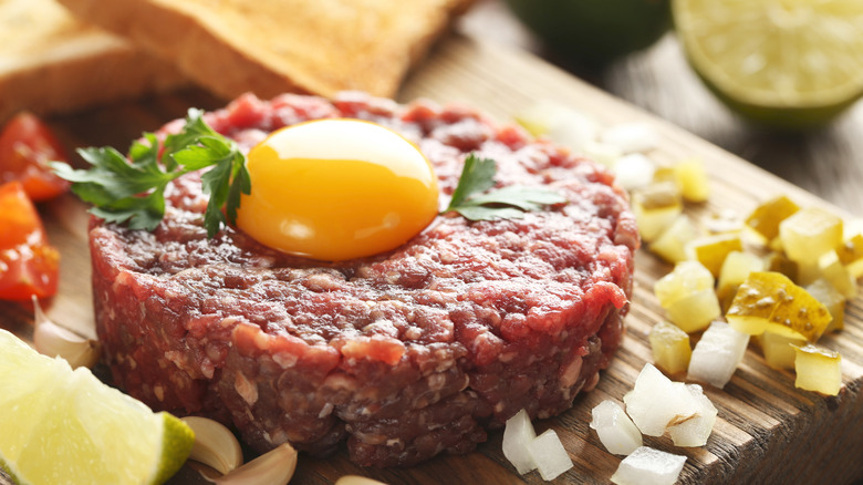 Steak tartare with egg yolk