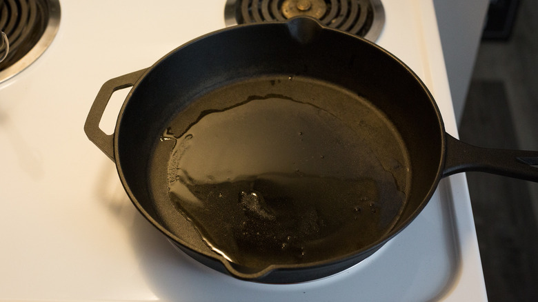 oil heating in iron pan