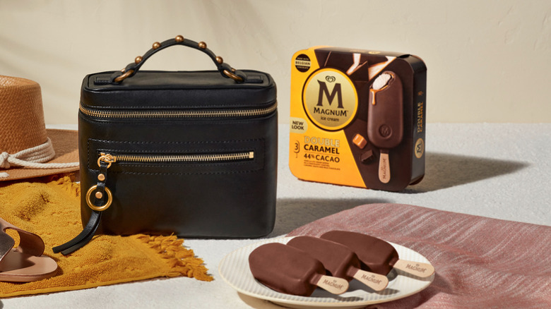 Magnum cooler handbag