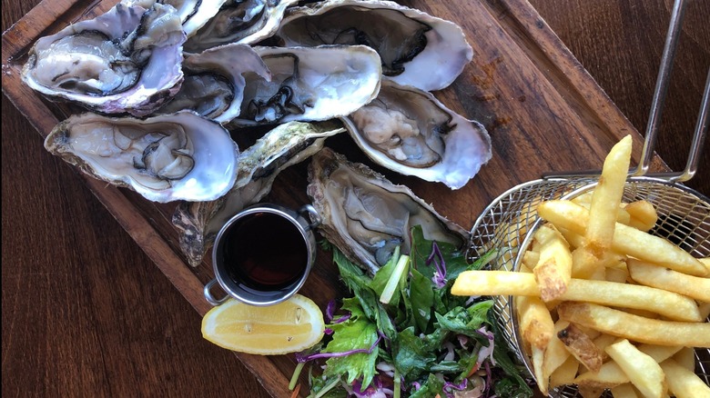 Fresh oysters and french fries