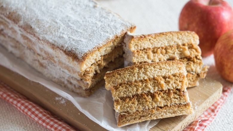 sliced Russian pastila dessert